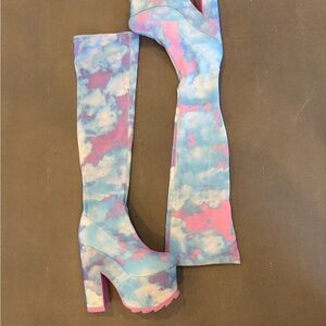 Dolls Kill Cloud-Print Over-the-Knee Platform Boots in Pastel Blue & Pink Sz 7